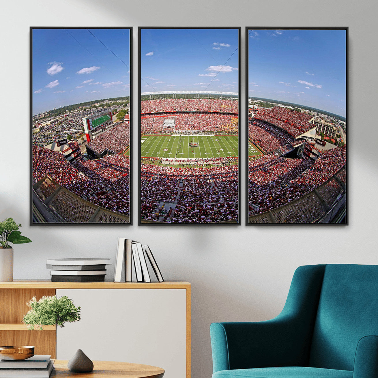 29492070-MGV-FC-48X32-3P - William Brice Stadium Wall Art Canvas Print – Stadium Crowd Sports Field Outdoor Event Football Game Artwork for Home Office