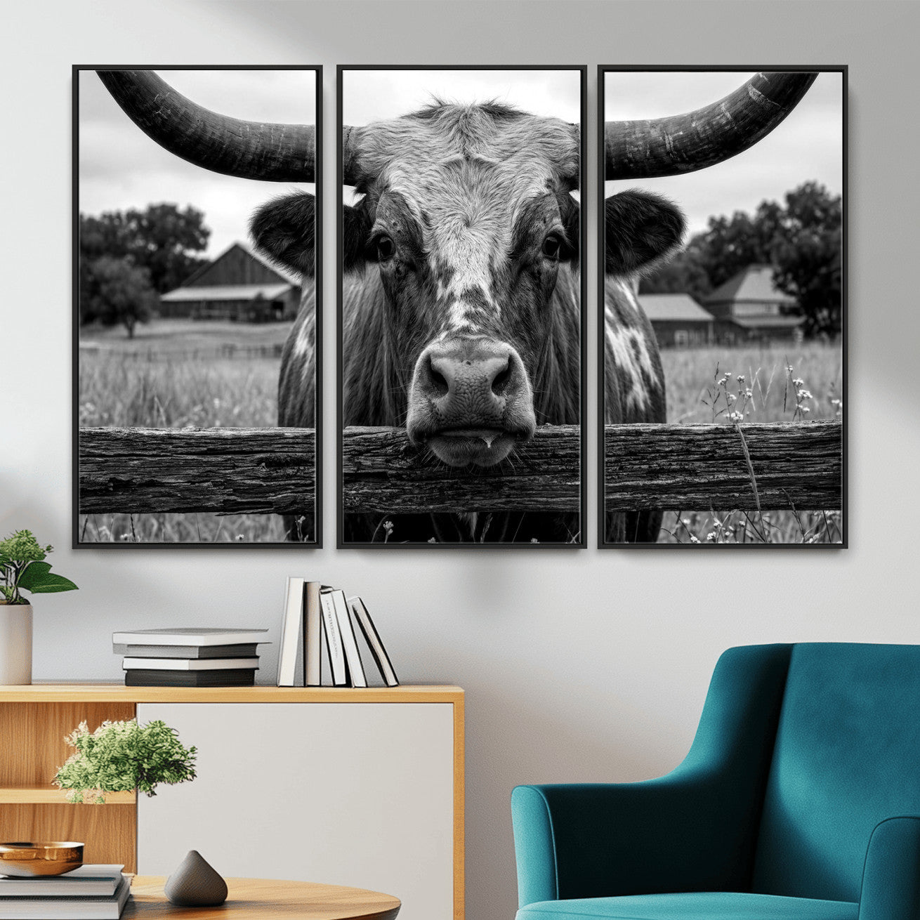 59378683B-MGV-CV-36X24 - Black White Texas Longhorn Bull Canvas Wall Art, Western Ranch Cattle Photography Print, Rustic Farmhouse Cowboy Decor Artwork