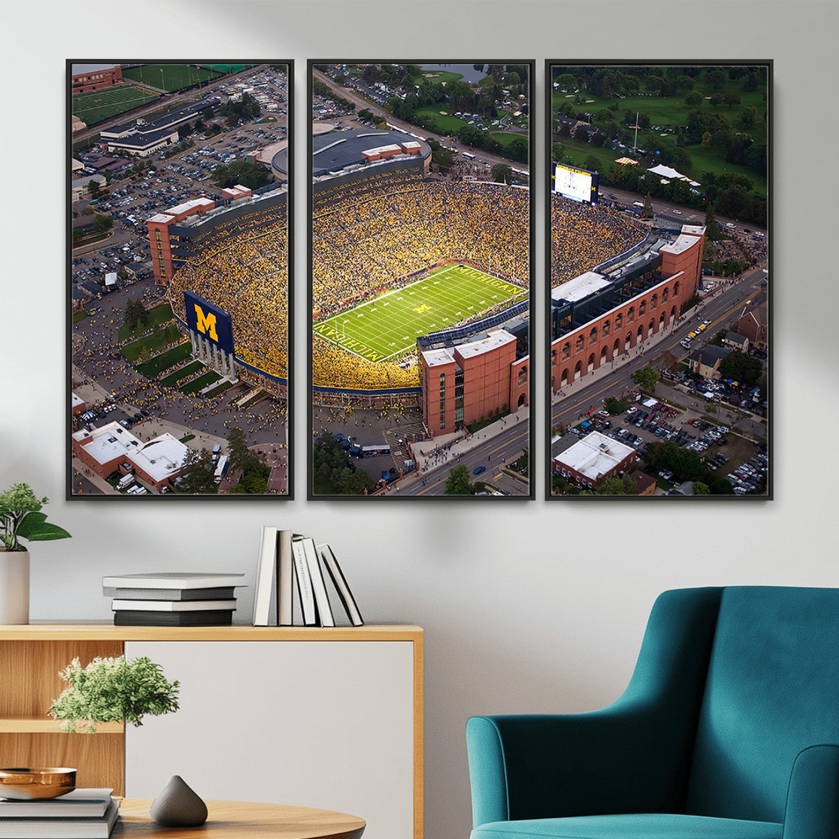 95248-PAN-FL-20X10 - University of Michigan Wolverines Football Team Print - Ann Arbor Michigan Stadium Wall Art Canvas