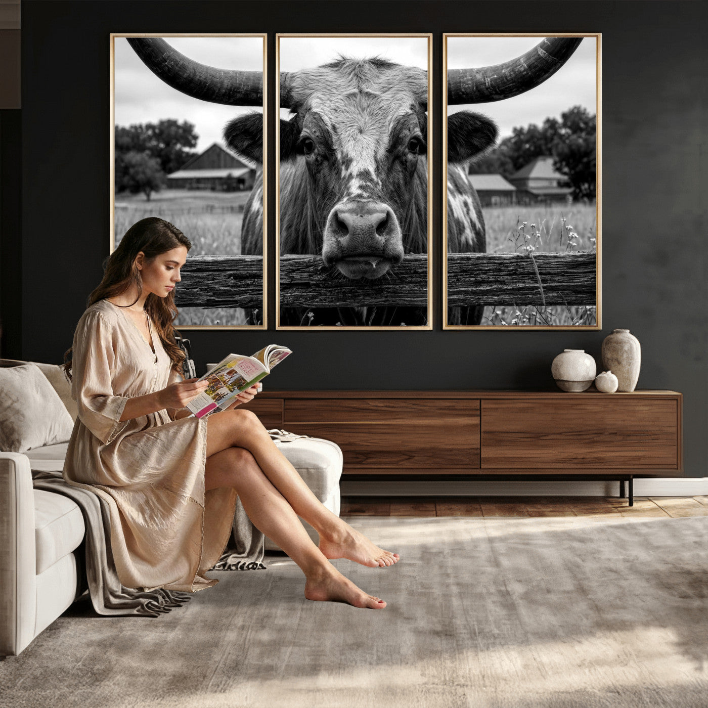 59378683B-MGV-CV-36X24 - Black White Texas Longhorn Bull Canvas Wall Art, Western Ranch Cattle Photography Print, Rustic Farmhouse Cowboy Decor Artwork