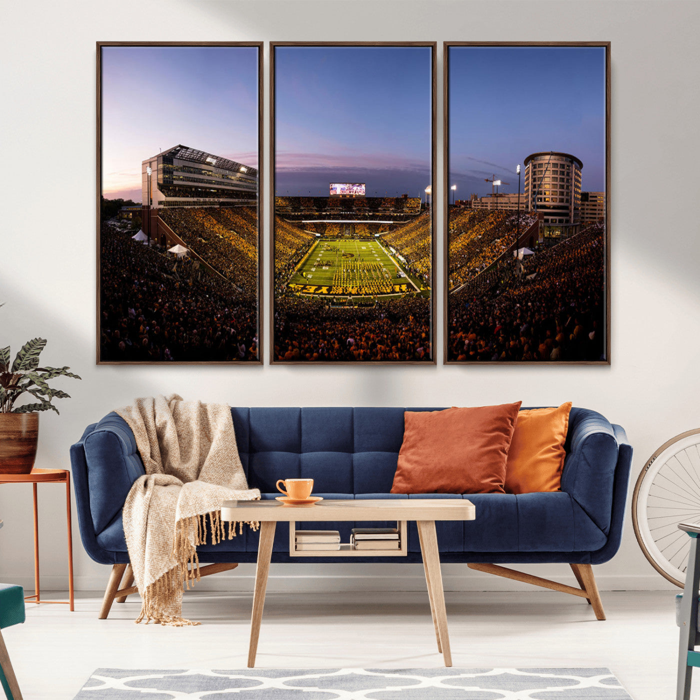 82557-MGV-CV-36X24-Iowa Hawkeyes Kinnick Stadium Wall Art Canvas Print, Framed Iowa Hawkeyes Kinnick Stadium Canvas