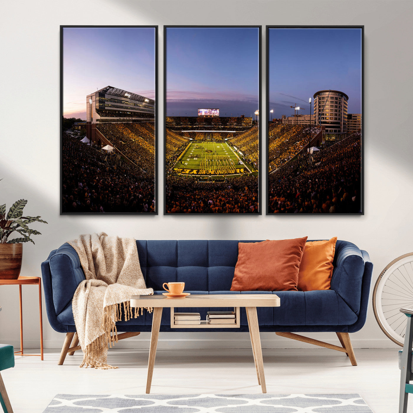 82557-MGV-CV-36X24-Iowa Hawkeyes Kinnick Stadium Wall Art Canvas Print, Framed Iowa Hawkeyes Kinnick Stadium Canvas