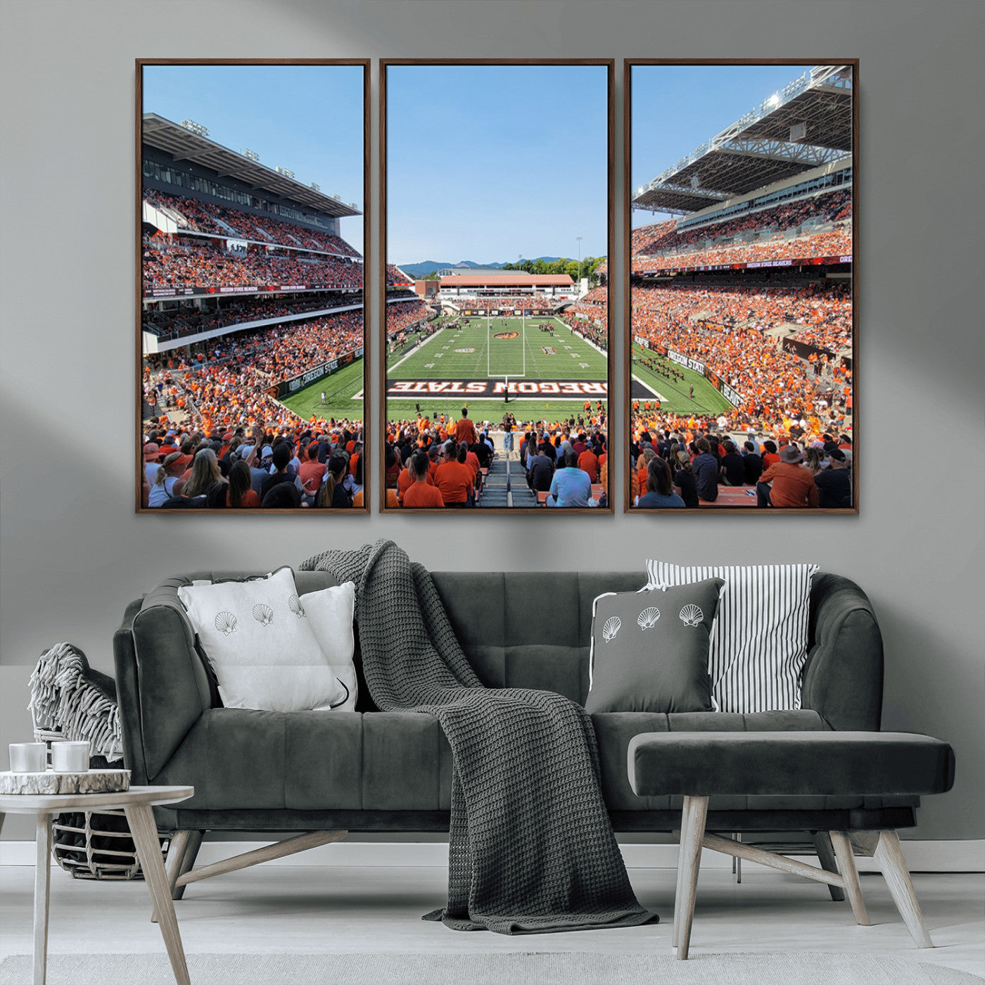 35211-MGV-CV-36X24-Oregon State Beavers Football Team Print - Corvallis Reser Stadium Wall Art Canvas Print