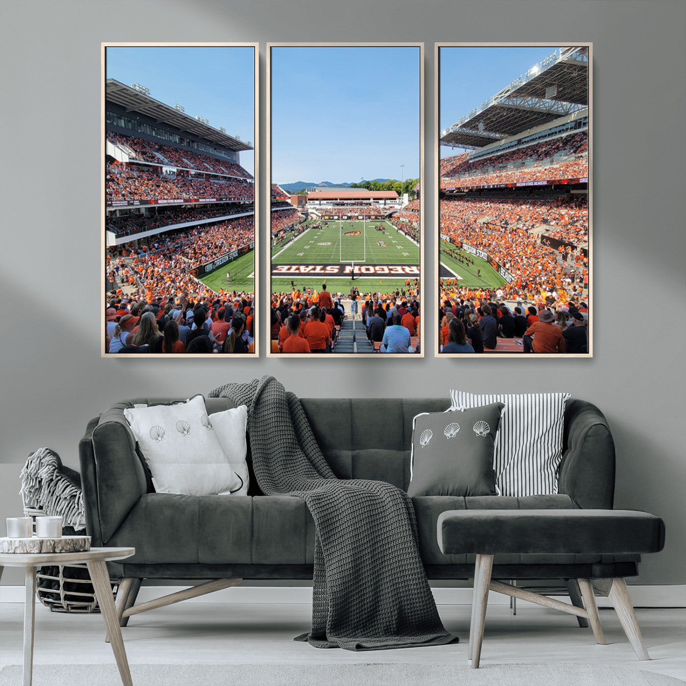 35211-MGV-CV-36X24-Oregon State Beavers Football Team Print - Corvallis Reser Stadium Wall Art Canvas Print