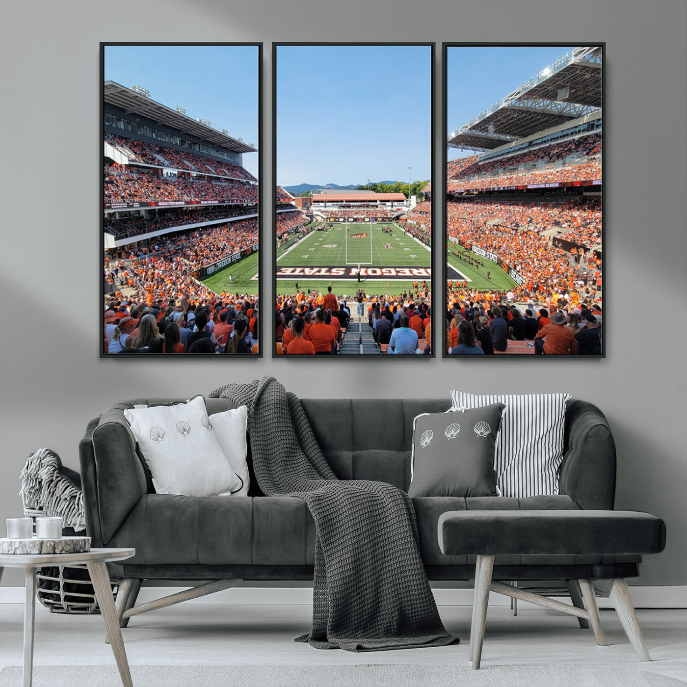 35211-MGV-CV-36X24-Oregon State Beavers Football Team Print - Corvallis Reser Stadium Wall Art Canvas Print