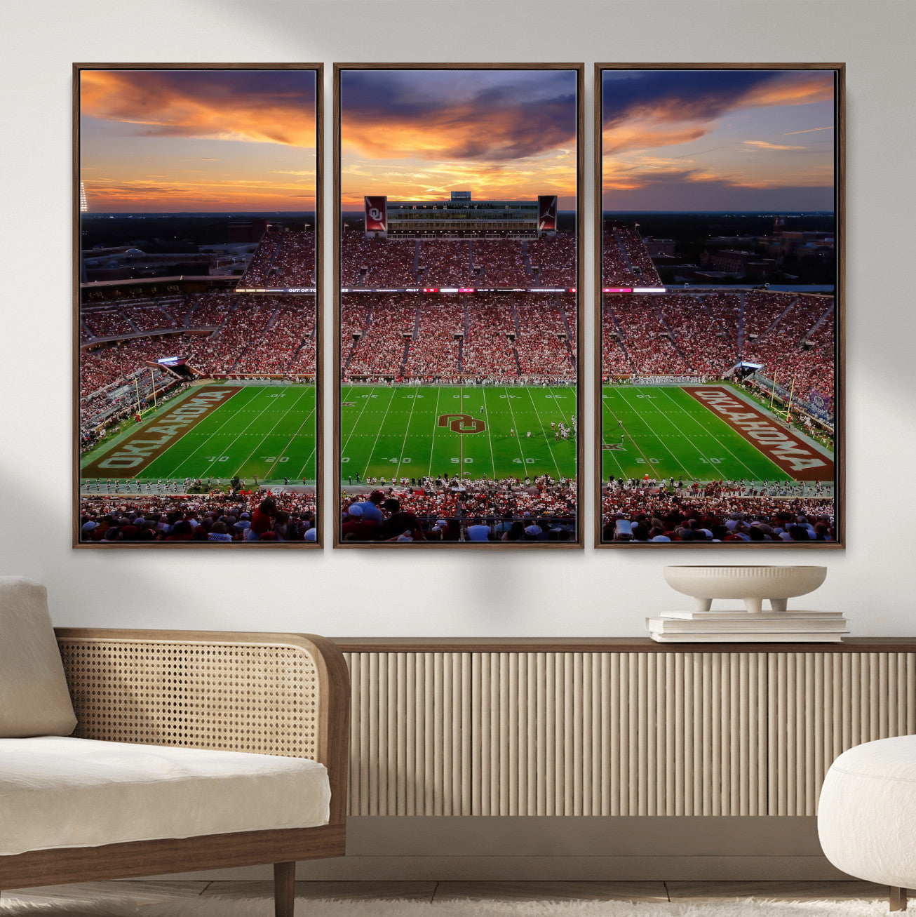51457497-MGV-CV-36X24 - Oklahoma Sooners Stadium Wall Art Canvas Print, College Football Sunset Game Scene, OU Football Field Panorama Wall Decor
