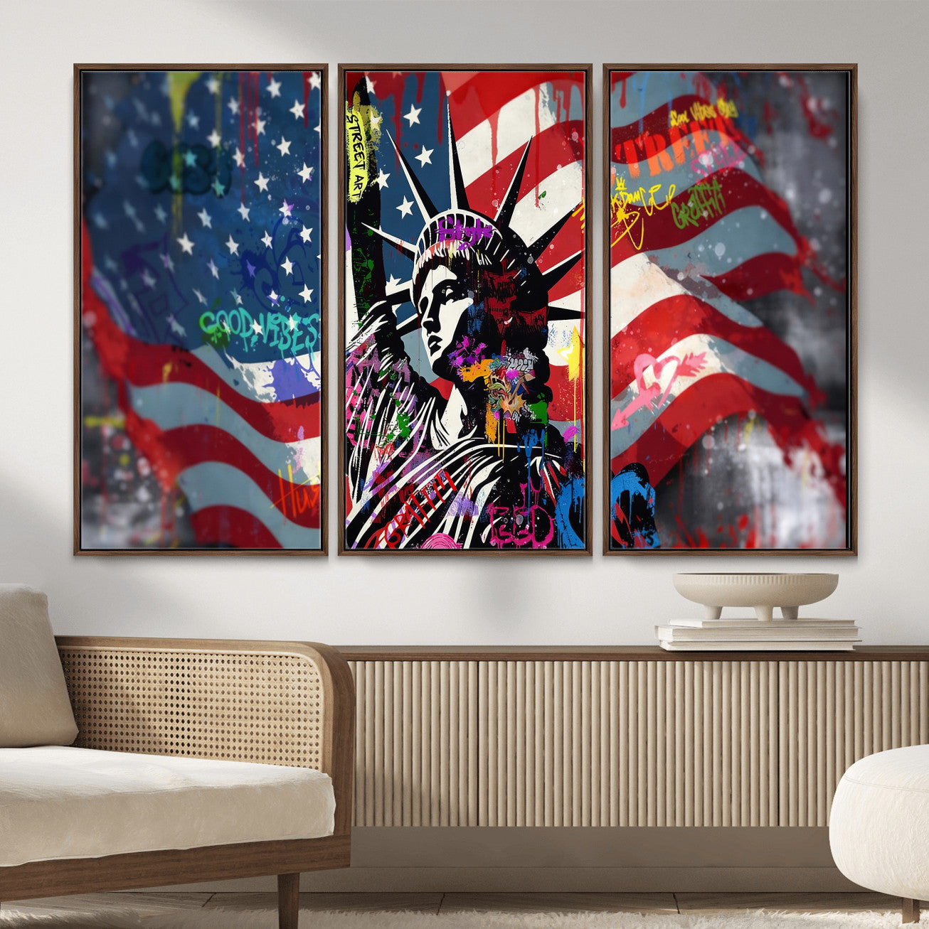 32151941-MGV-CV-36X24 - USA Statue of Liberty Graffiti Street Art Wall Art Canvas Print, American Flag Urban Pop Art Canvas Print, Modern Patriotic Street Art Contemporary Art Printing