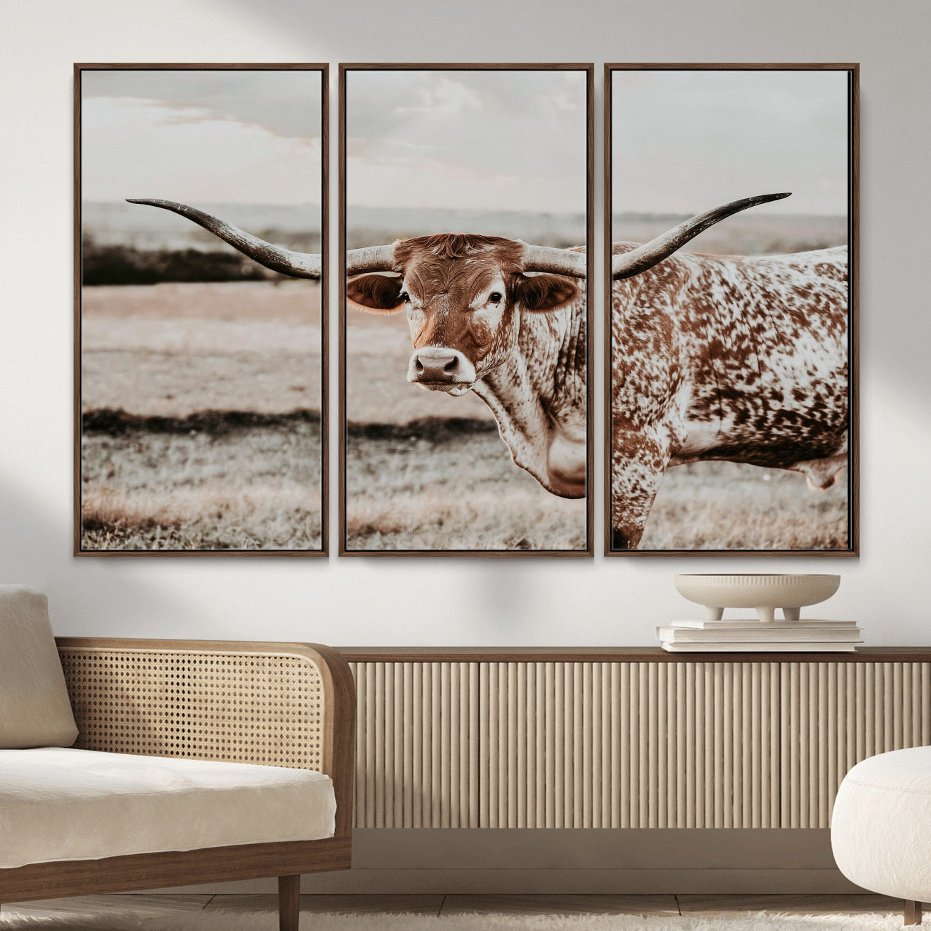 73897046-MGV-CV-36X24 - Texas Longhorn Bull Rustic Wall Art Canvas Print, Western Cattle Photography Canvas Print, Ranch Farm Animal Western Art Printing