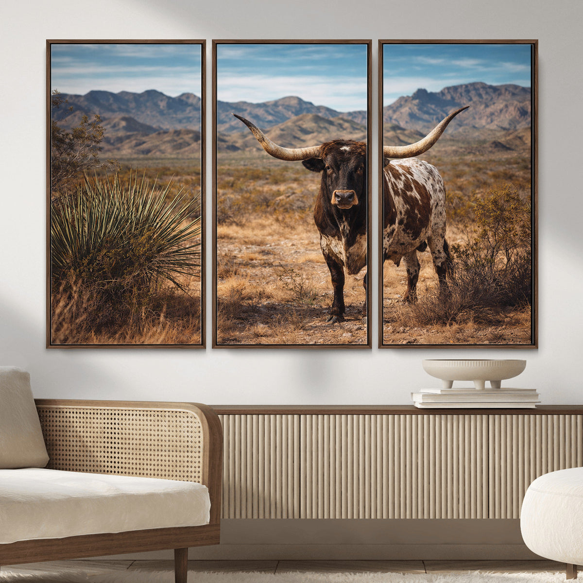 17622011S-MGV-CV-36X24 - Texas Longhorn Bull Wall Art Canvas Print, Western Farmhouse Cowboy Decor, Rustic Texas Ranch Cattle Artwork for Living Room Bedroom Office, Framed Wall Decor