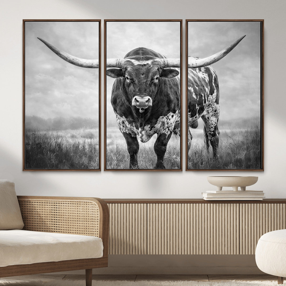 11121585-MGV-CV-36X24 - Texas Bull Wall Art Canvas Print for Farmhouse Restaurant Wall Decor