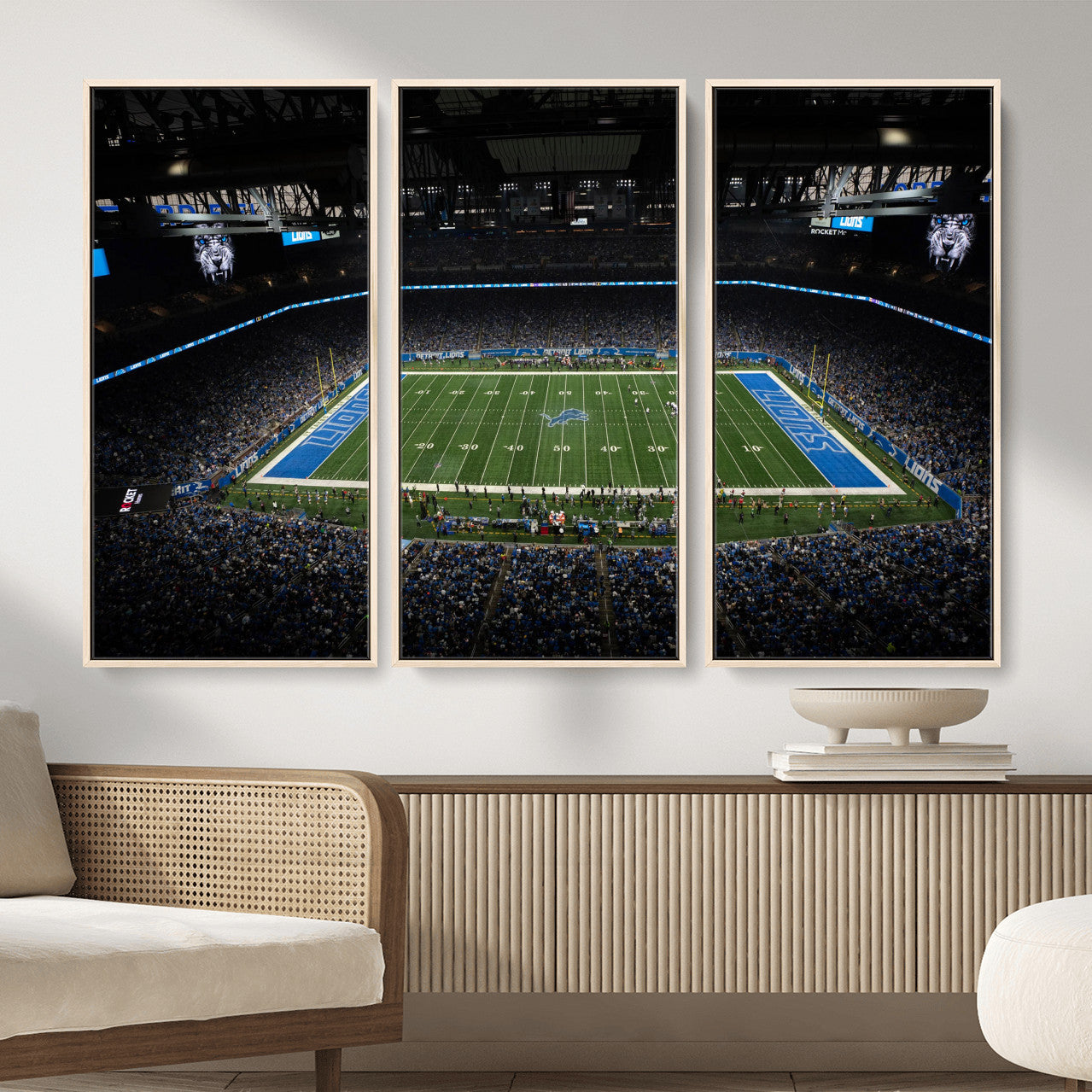 16709602-MGV-CV-36X24 - Detroit Lions Stadium Wall Art Canvas Print, Football Field Panorama Artwork, NFL Game Night Stadium Decor
