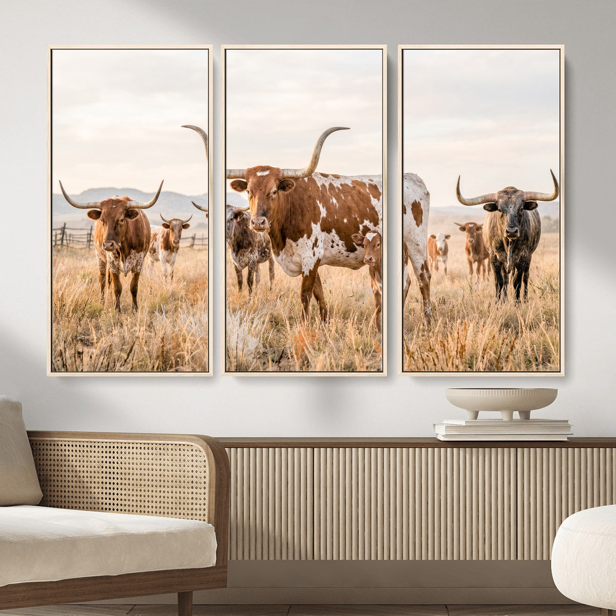 62336425AC-MGV-CV-36X24 - Texas Longhorn Canvas Wall Art, Rustic Farm Animal Photography Print, Farmhouse Country Decor, Western Ranch Art