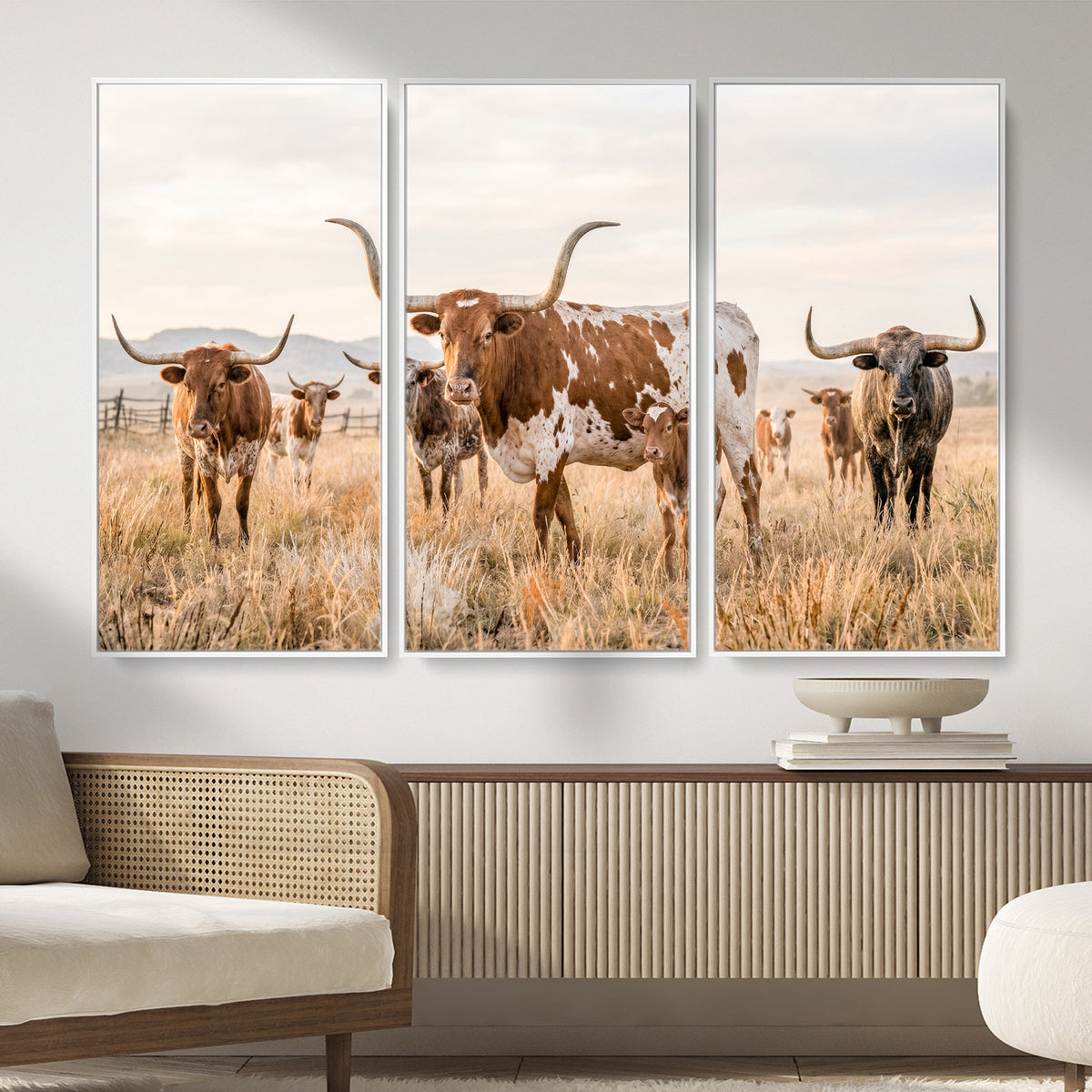 62336425AC-MGV-CV-36X24 - Texas Longhorn Canvas Wall Art, Rustic Farm Animal Photography Print, Farmhouse Country Decor, Western Ranch Art