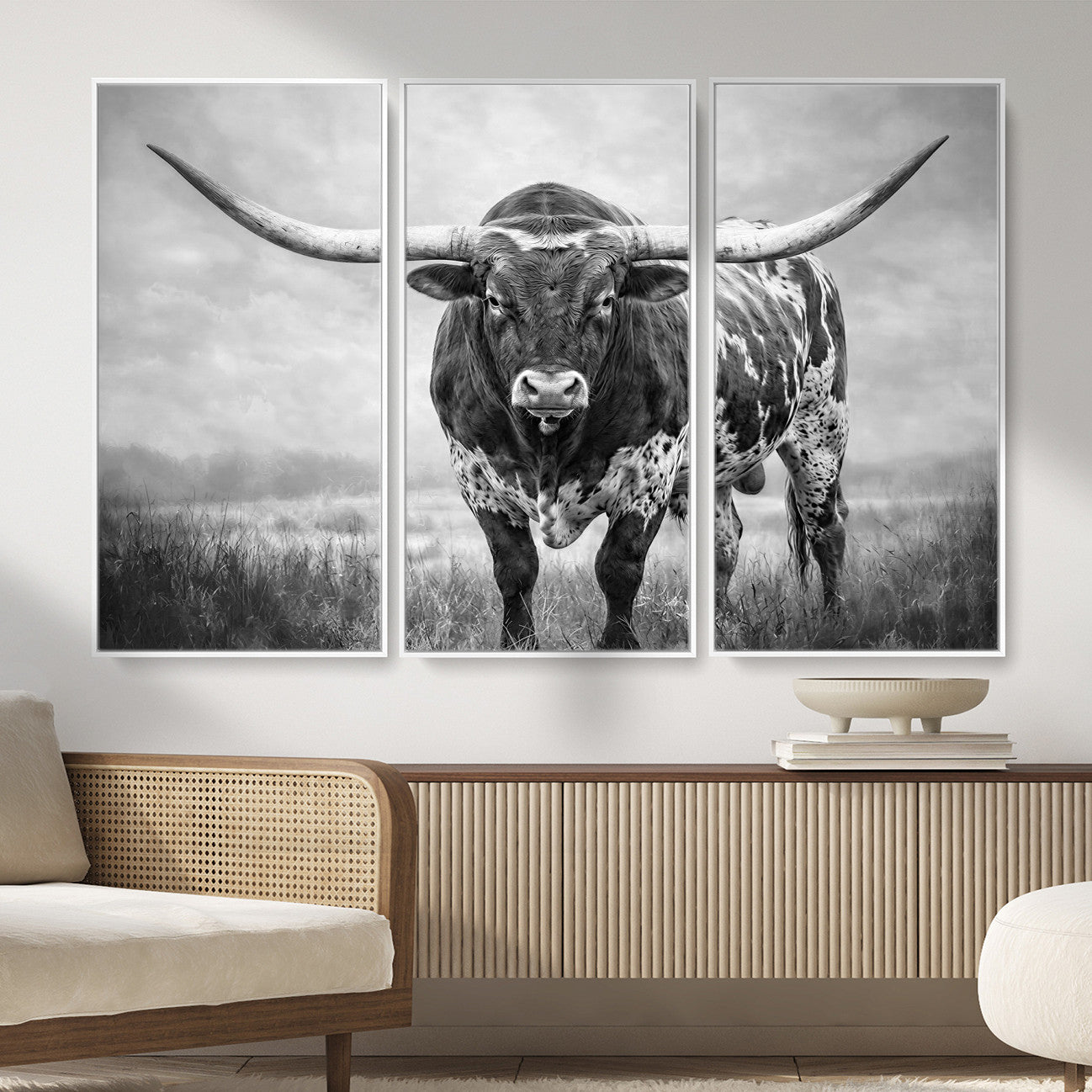 11121585-MGV-CV-36X24 - Texas Bull Wall Art Canvas Print for Farmhouse Restaurant Wall Decor