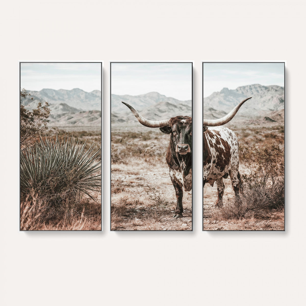 17622011H-MGV-CV-36X24 - Texas Longhorn Bull Wall Art Canvas Print, Western Farmhouse Cowboy Decor, Rustic Texas Ranch Cattle Artwork for Living Room Bedroom Office, Framed Wall Decor