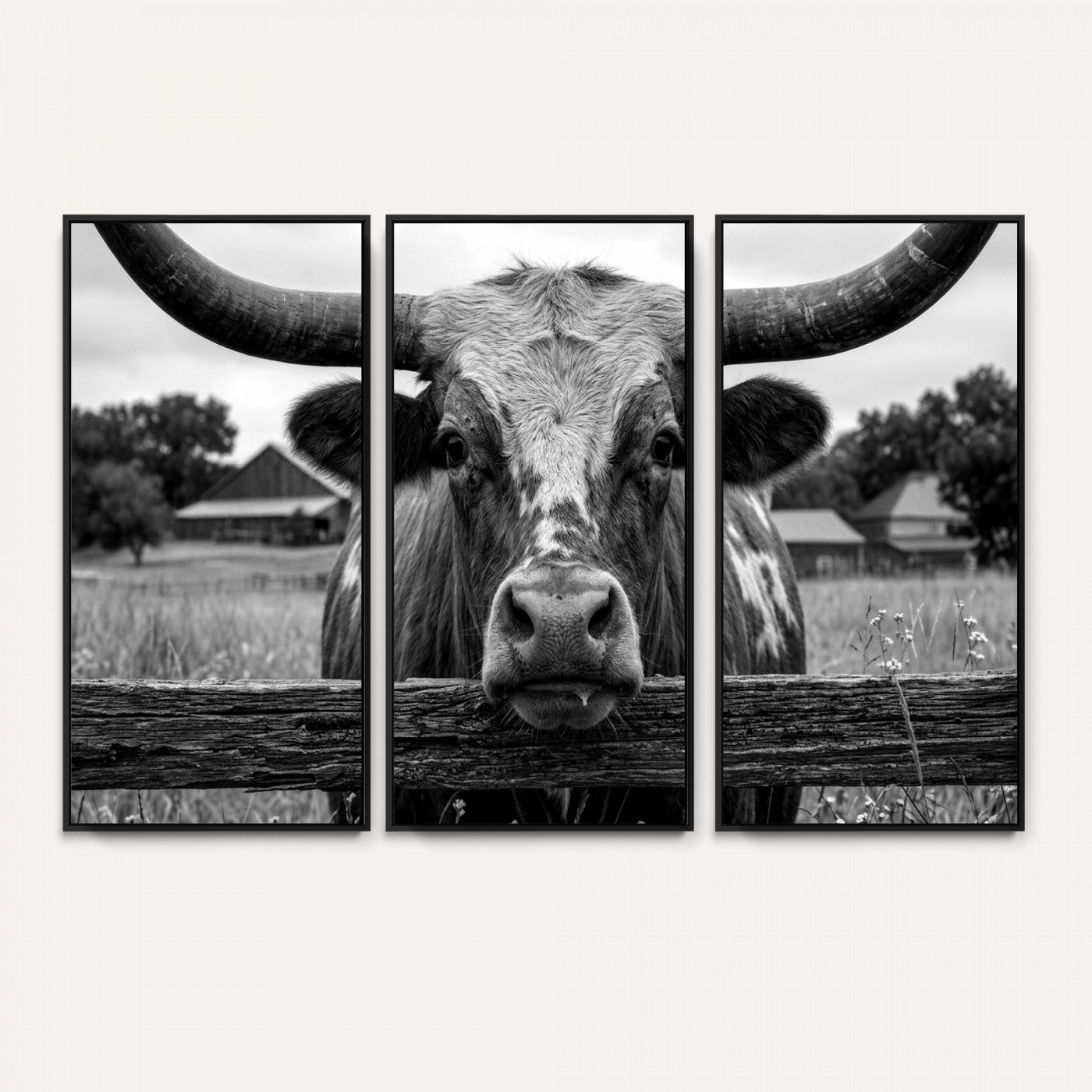 59378683B-MGV-CV-36X24 - Black White Texas Longhorn Bull Canvas Wall Art, Western Ranch Cattle Photography Print, Rustic Farmhouse Cowboy Decor Artwork