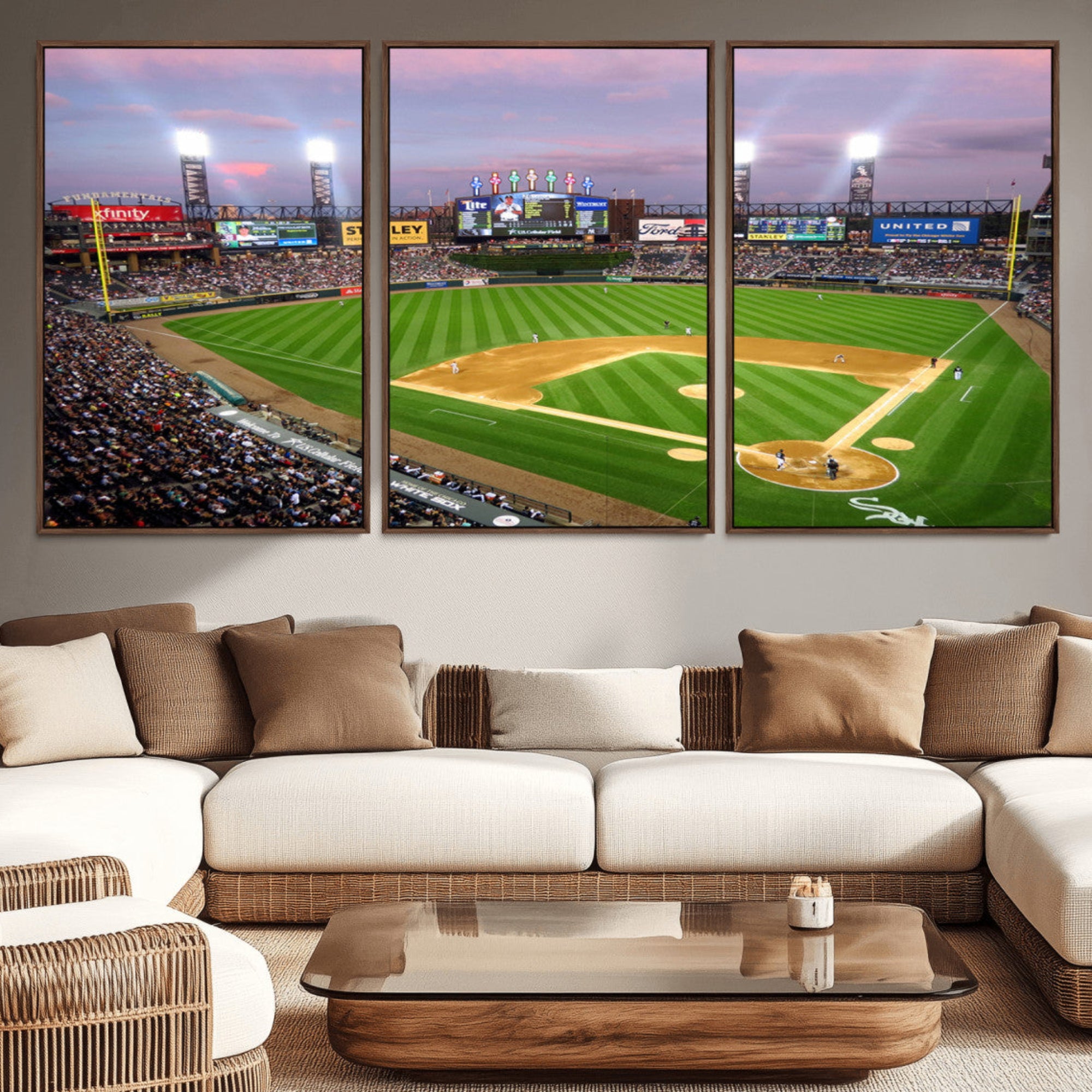 38470-MGV-CV-36X24-Chicago White Sox Baseball Team Print Canvas- Guaranteed Rate Field Stadium Wall Art Canvas Print
