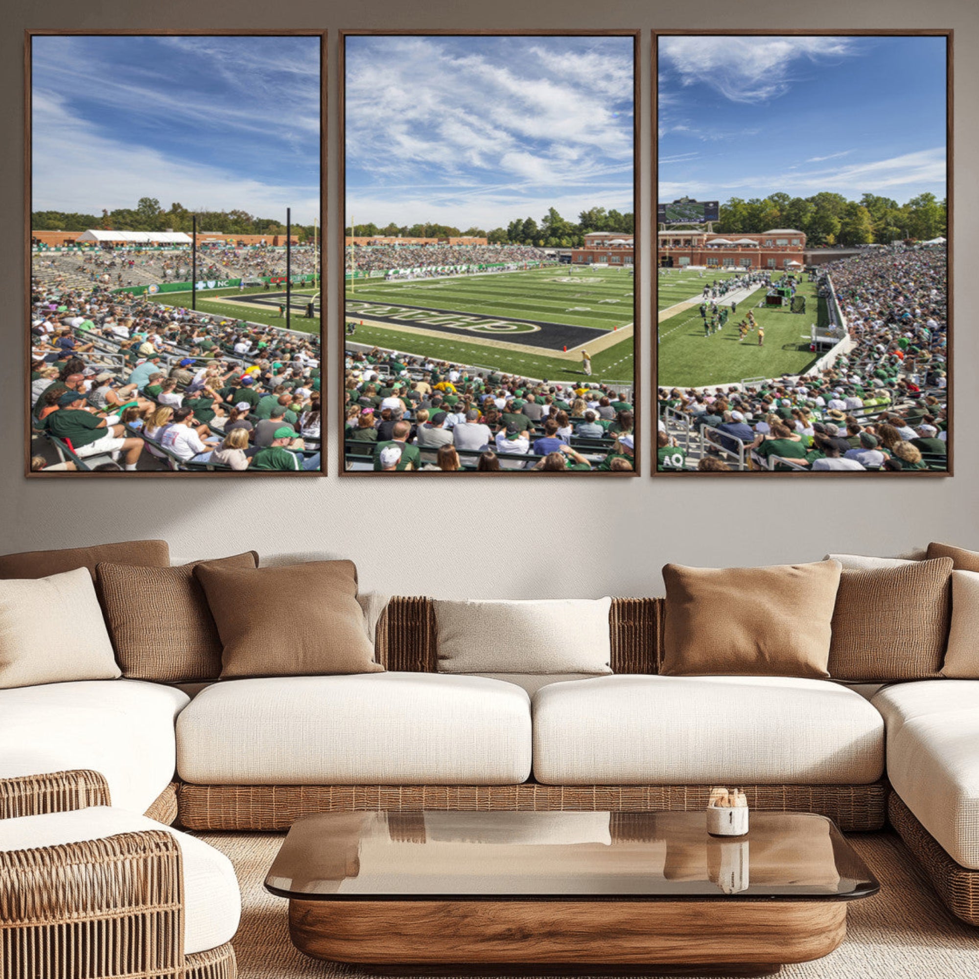 67799-MGV-CV-36X24-University of Charlotte 49ers Football Team Print - Charlotte Jerry Richardson Stadium Canvas Print
