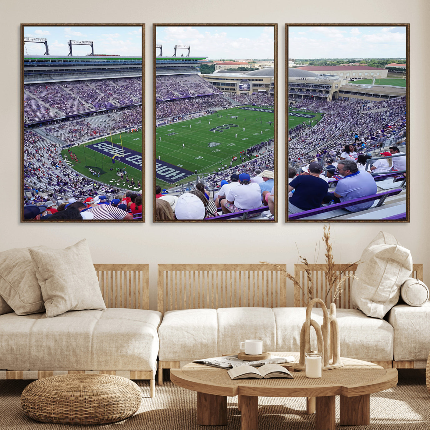95139-MGV-FC-60X30-3P_Walnut-The Texas Christian University TCU Horned Frogs Football Team Print - Fort Worth Amon G. Carter