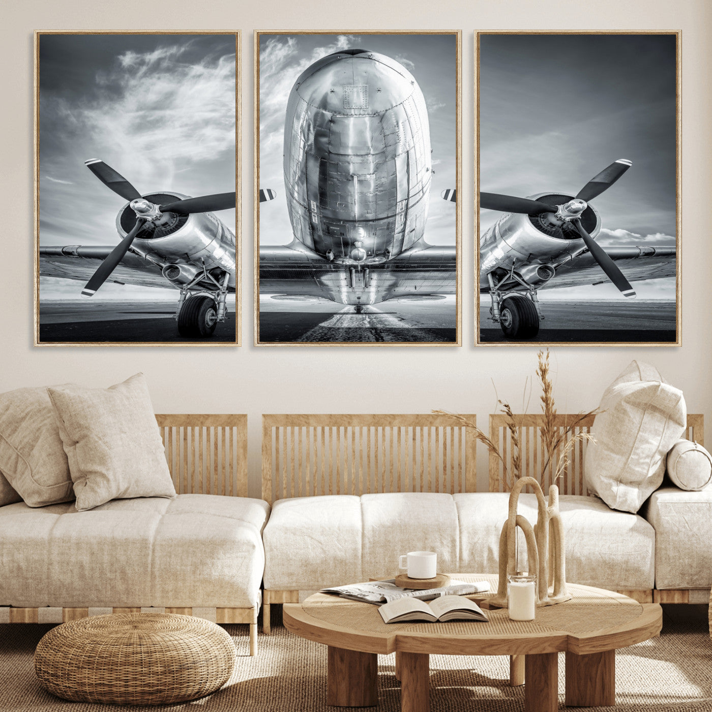 59729636-MGV-CV-36X24 - Vintage Propeller Plane Wall Art Canvas Print, Black and White Airplane Engine Close Up Framed Aviation Artwork for Pilot Office Hangar Decor