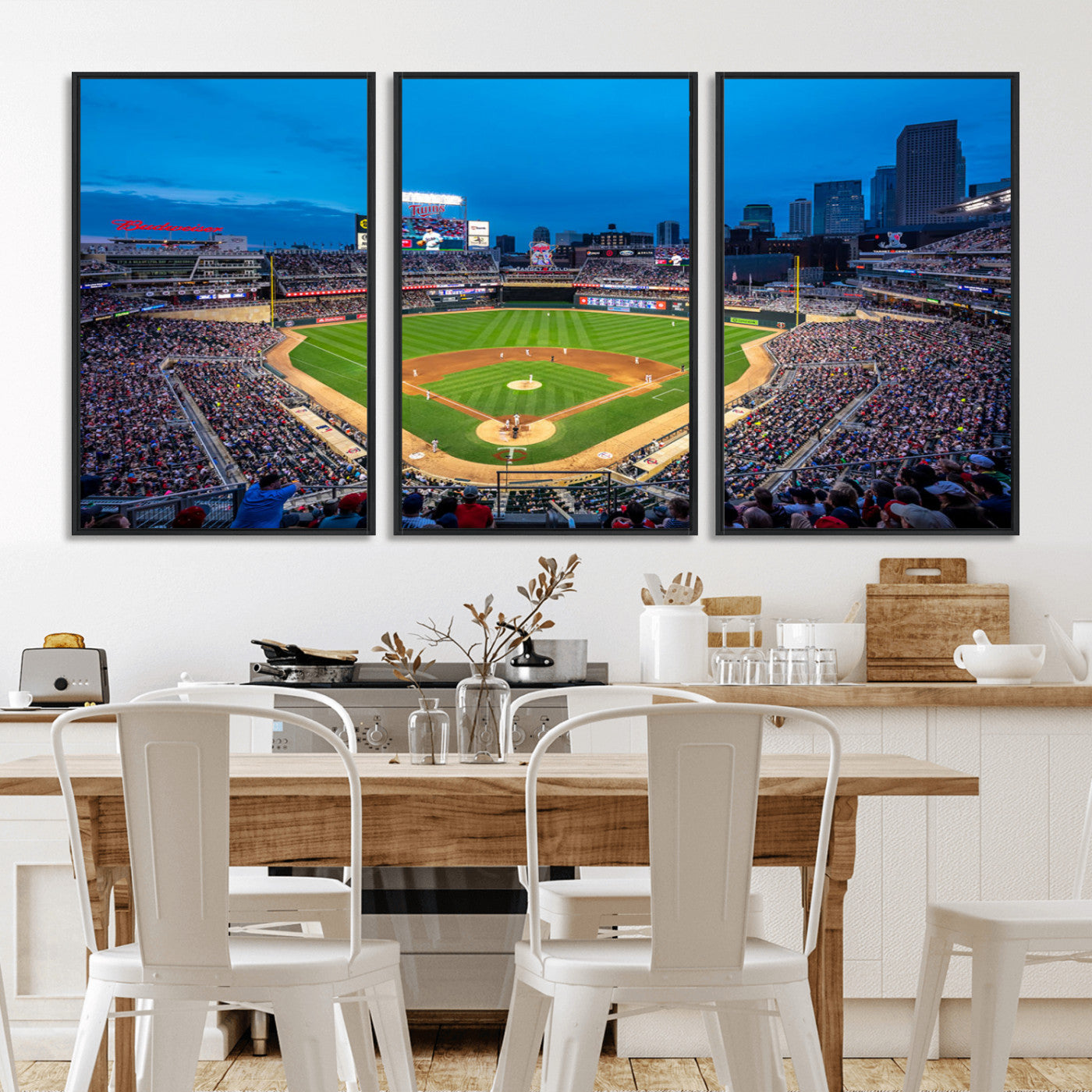 -Target Field Stadium Wall Art Canvas Print – Minnesota Twins Baseball Team Iconic Ballpark Scene for home, office