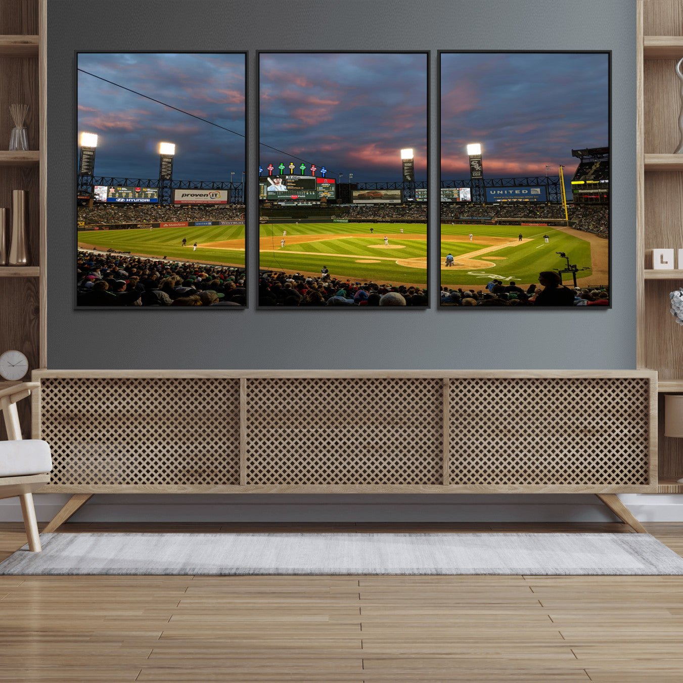 96063-MGV-FC-60X30-3P_Black-Chicago White Sox Baseball Team Print Canvas- Guaranteed Rate Field Stadium Wall Art Canvas Print