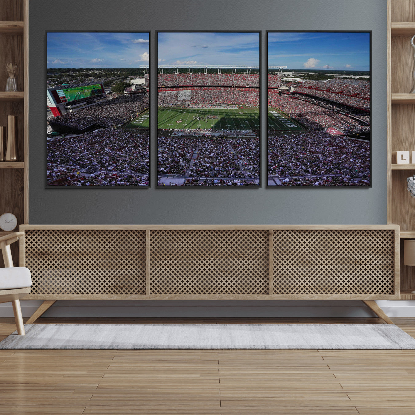 83382-MGV-FC-60X30-3P_Black-South Carolina Gamecocks Football Team Print - Columbia Williams-Brice Stadium Wall Art Canvas Print