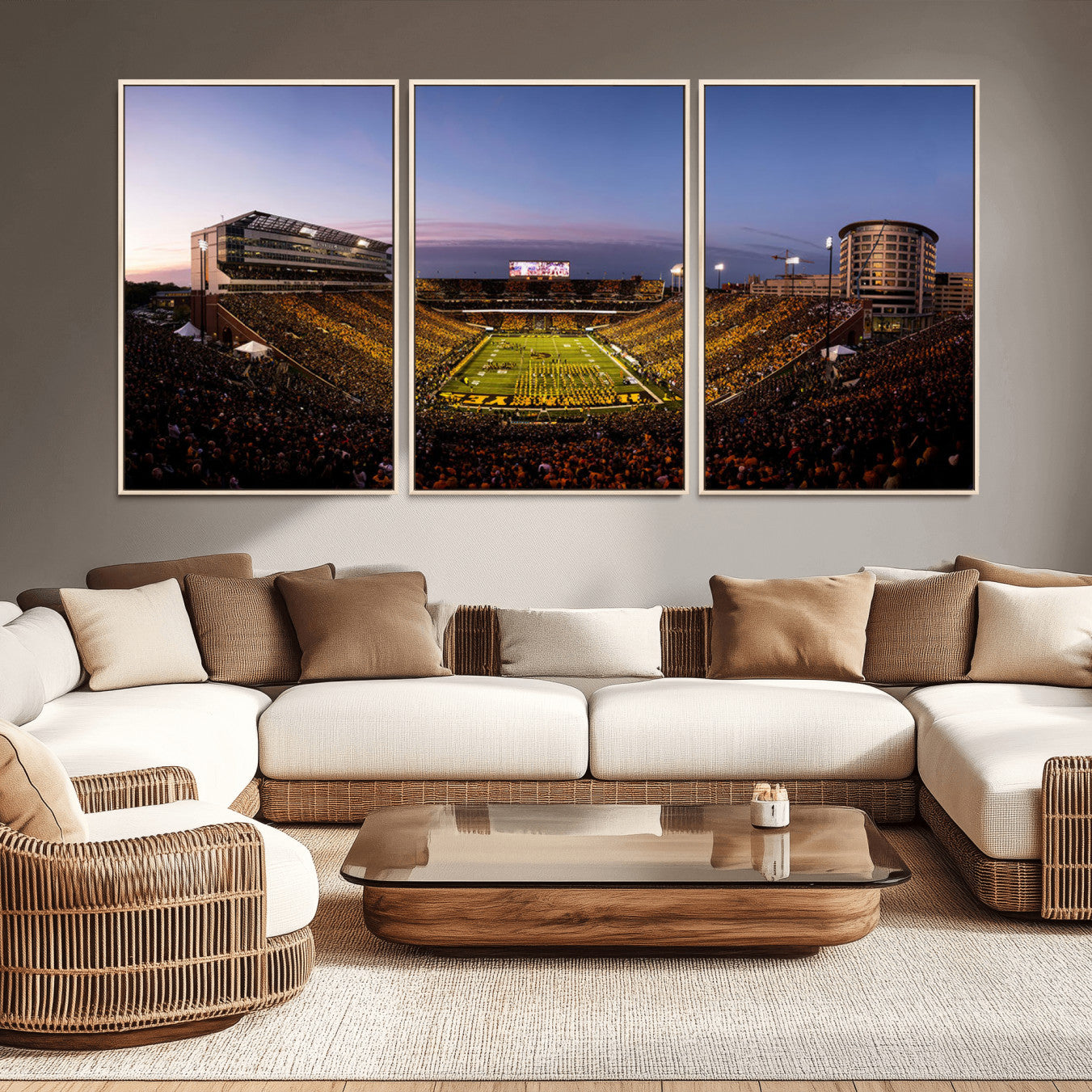 -Iowa Hawkeyes Kinnick Stadium Wall Art Canvas Print, Framed Iowa Hawkeyes Kinnick Stadium Canvas