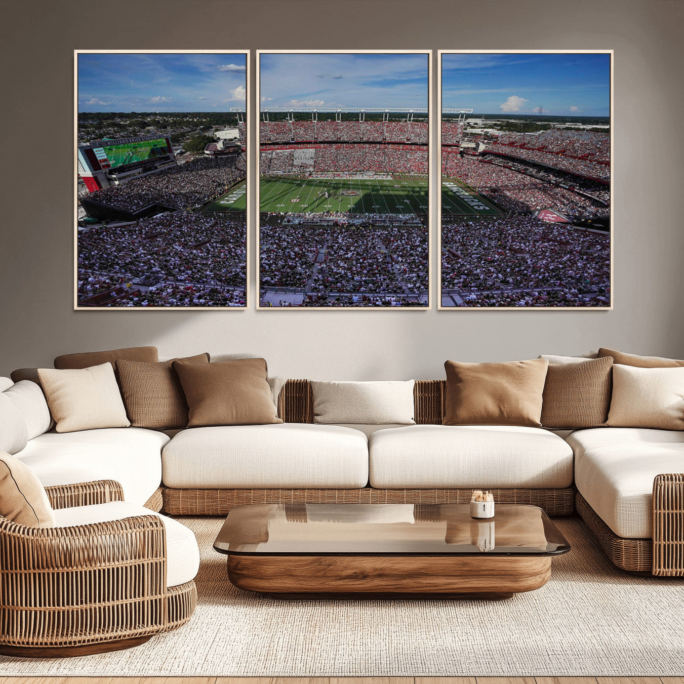 83382-MGV-CV-36X24-South Carolina Gamecocks Football Team Print - Columbia Williams-Brice Stadium Wall Art Canvas Print