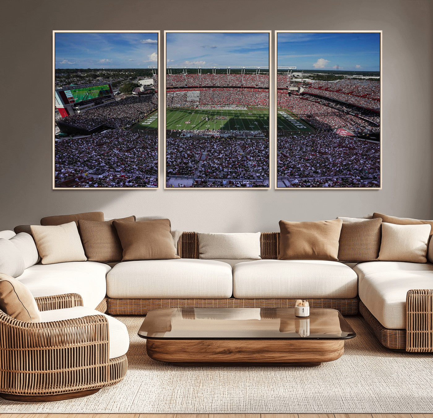 83382-MGV-CV-36X24-South Carolina Gamecocks Football Team Print - Columbia Williams-Brice Stadium Wall Art Canvas Print