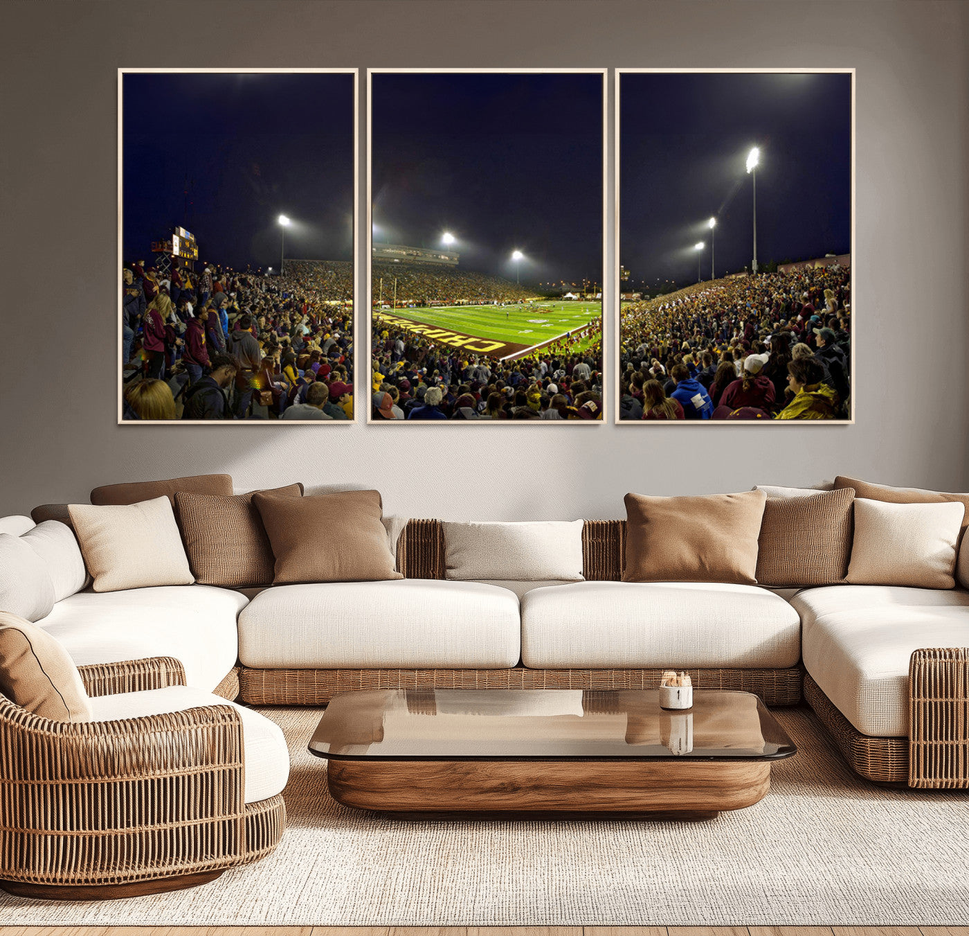-Central Michigan University Chippewas Canvas Wall Art, Football Team Print - Mount Pleasant