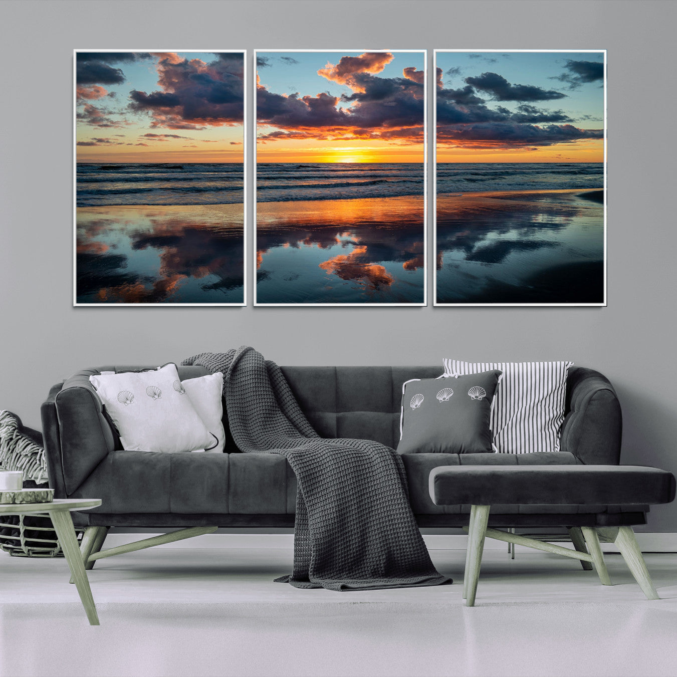 -Beach Sunset Print - Stunning Ocean Canvas Artwork with Sunset Reflection Design for Elegant Home or