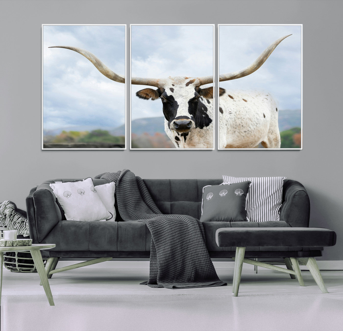 63592811-MGV-CV-36X24-Texas Longhorn Wall Art Canvas Print – Framed Western Rustic Farmhouse Nature Scene Artwork for Home Office