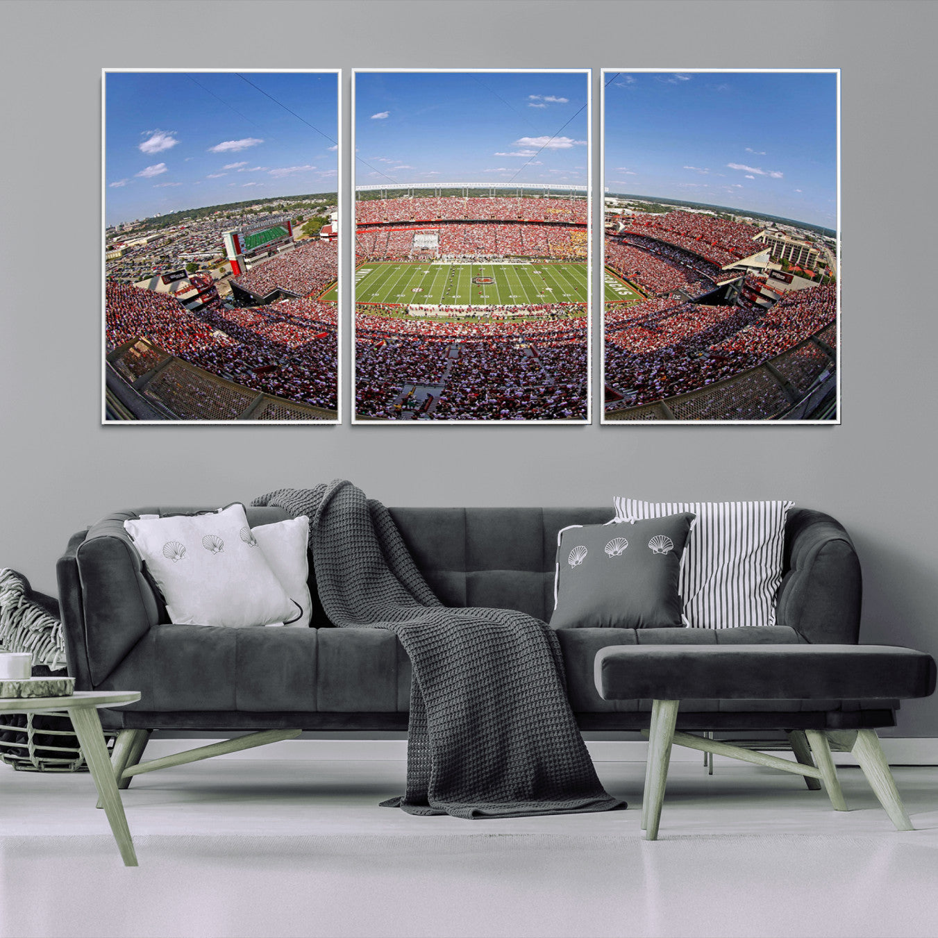 29492070-MGV-FC-60X30-3P - William Brice Stadium Wall Art Canvas Print – Stadium Crowd Sports Field Outdoor Event Football Game Artwork for Home Office