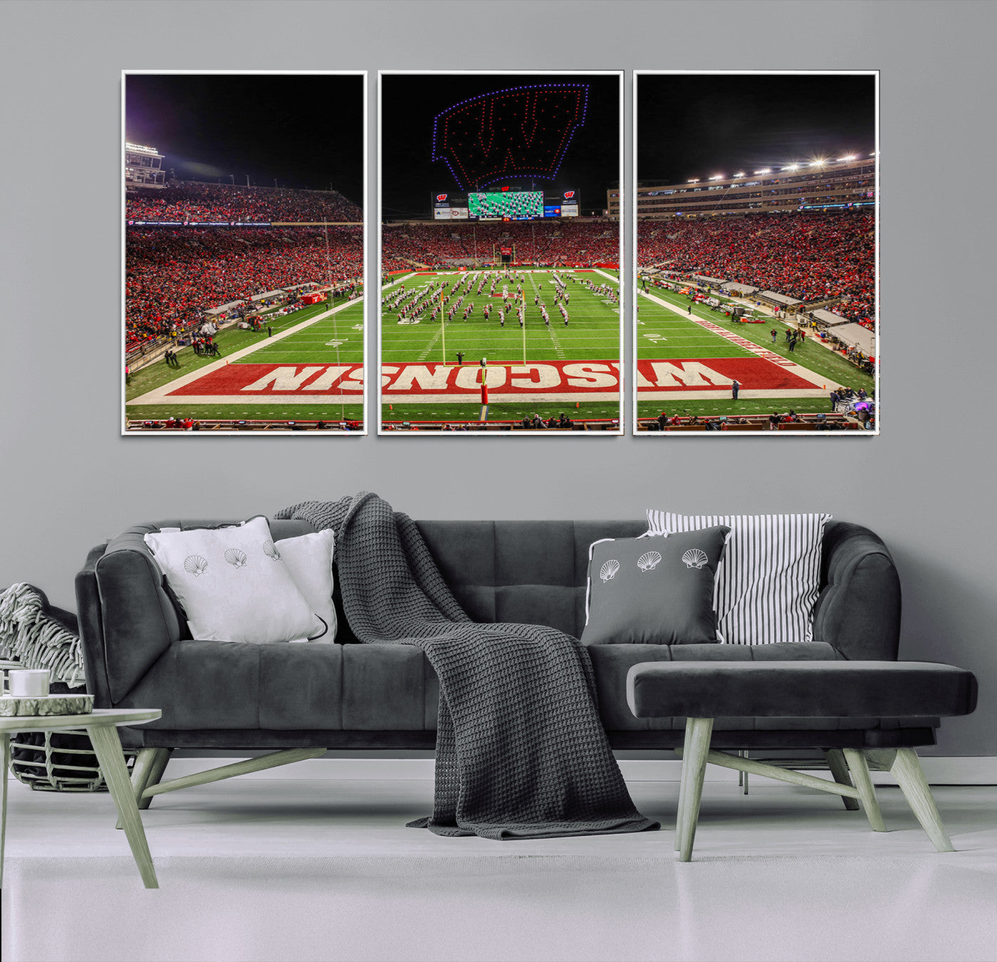 34125-MGV-CV-36X24-Wisconsin Badgers Football Team Print Canvas- Madison Camp Randall Stadium Wall Art Canvas Print