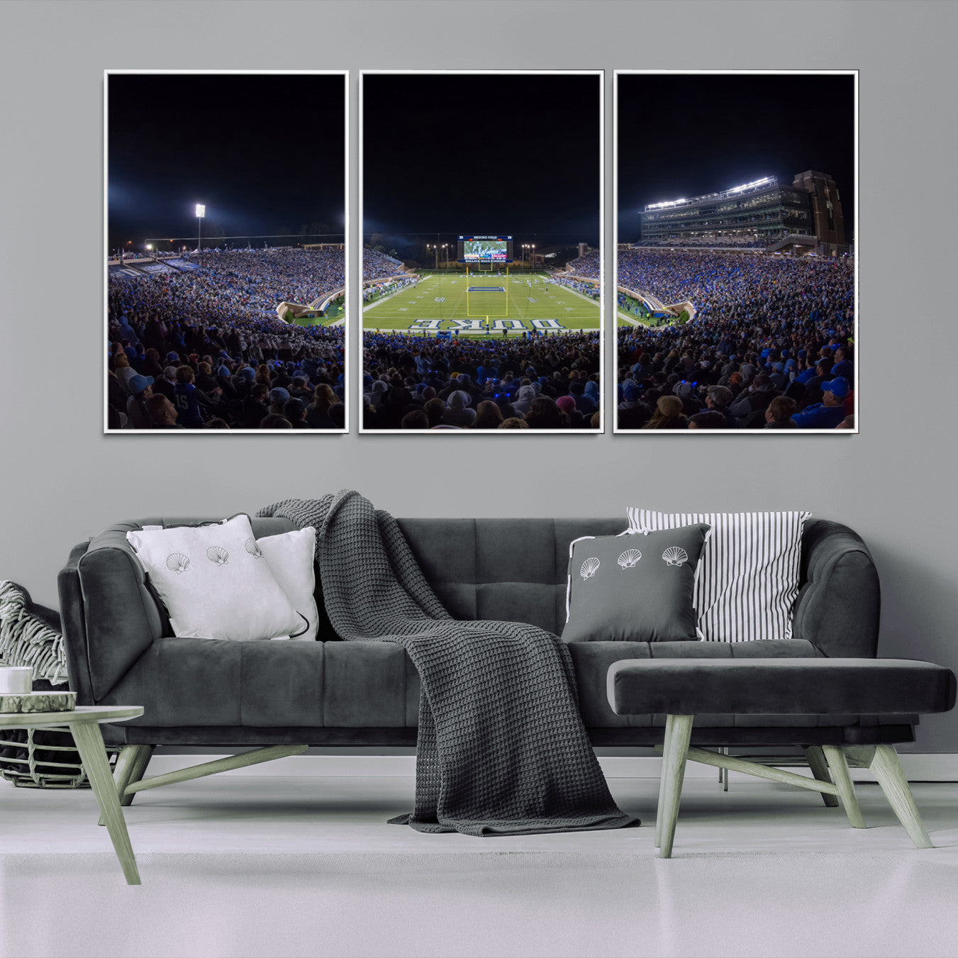 21070-MGV-CV-36X24-Duke University Blue Devils Football Team Print - Durham Wallace Wade Stadium Wall Art Canvas Print