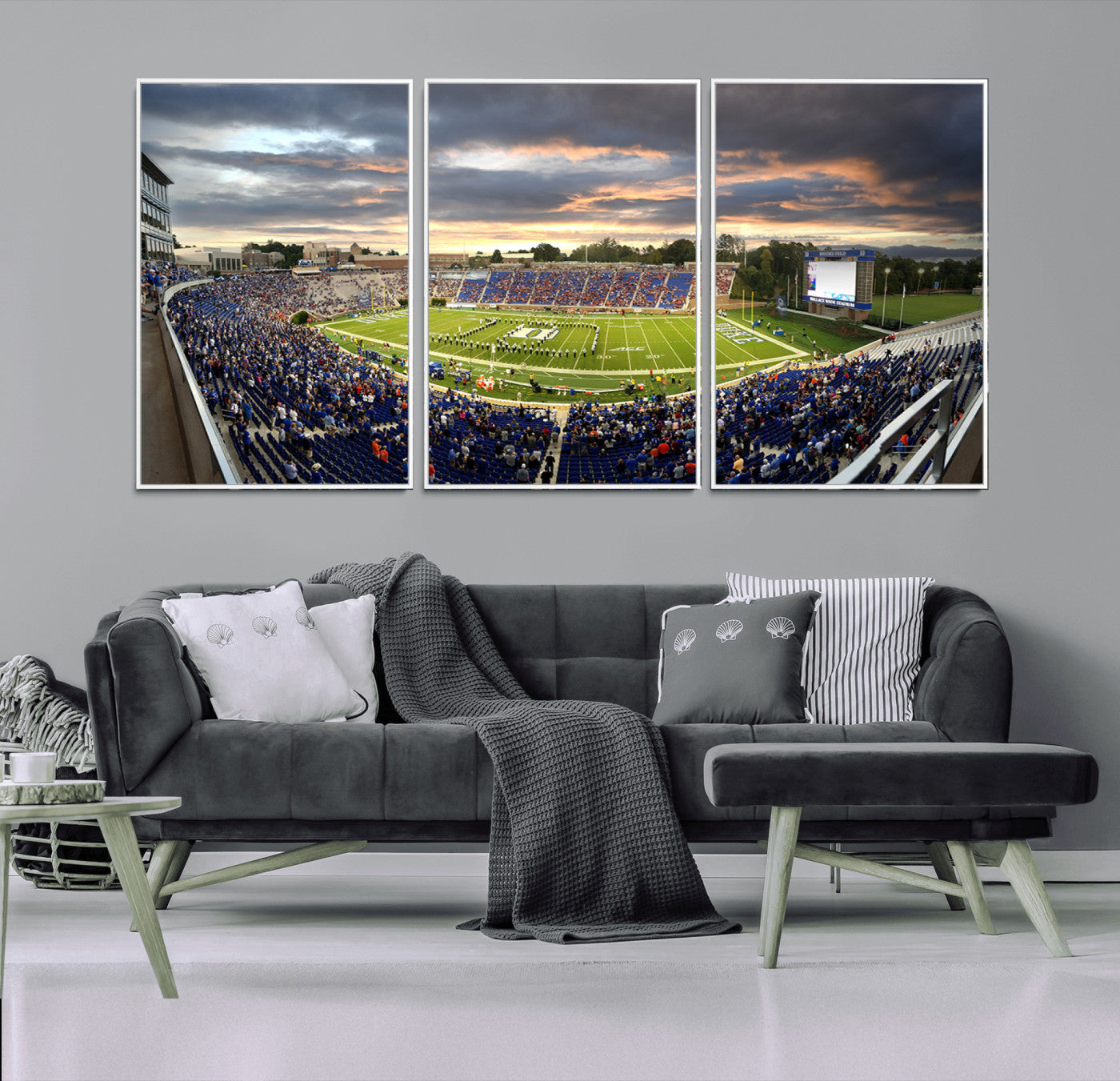 60433-MGV-CV-36X24-Duke University Blue Devils Football Team Print - Durham Wallace Wade Stadium Wall Art Canvas Print
