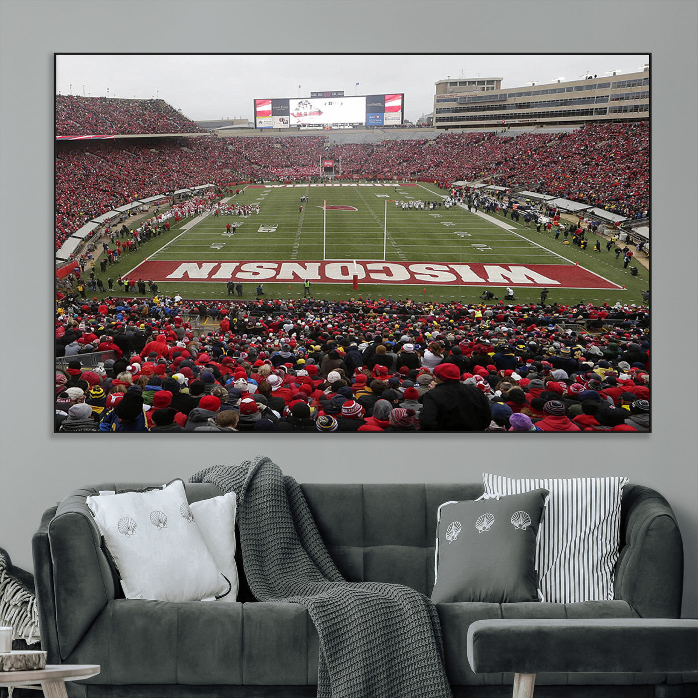 23461-MGV-CV-36X24-Wisconsin Badgers Team Print Canvas - Madison Camp Randall Stadium Wall Art Canvas Print