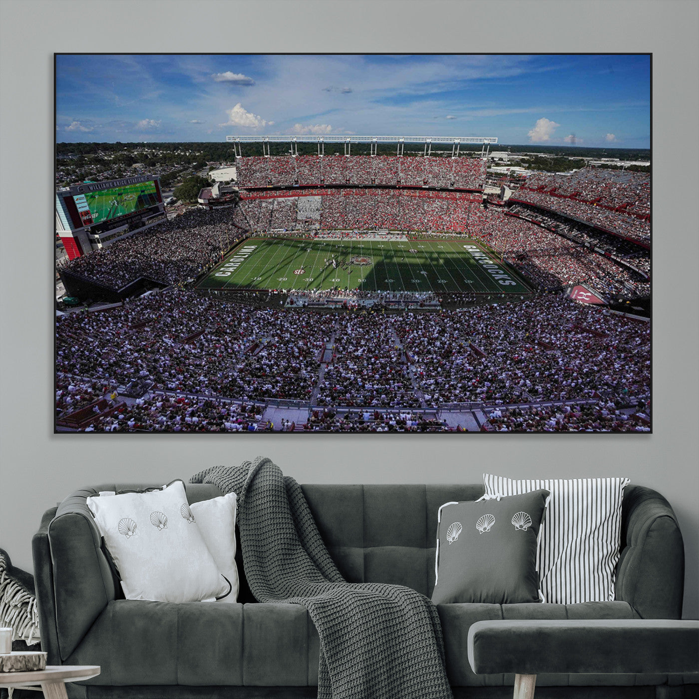 83382-MGV-CV-36X24-South Carolina Gamecocks Football Team Print - Columbia Williams-Brice Stadium Wall Art Canvas Print