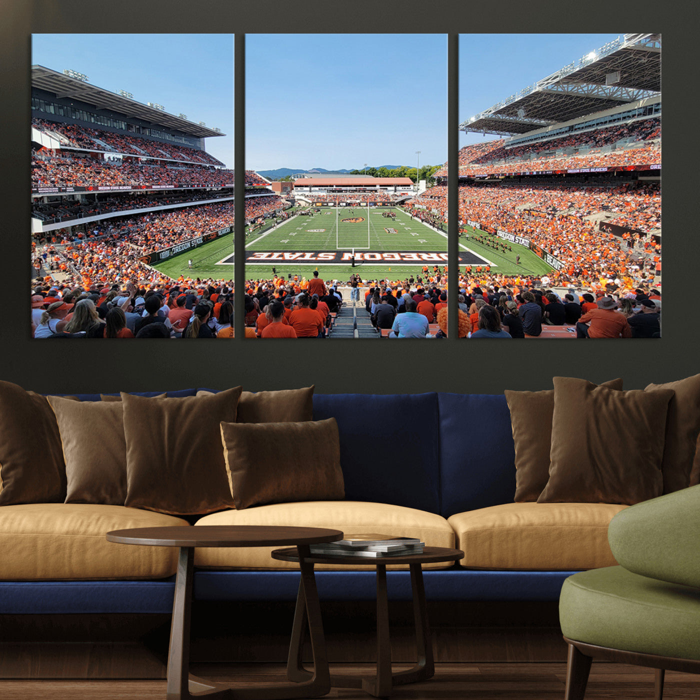 35211-MGV-CV-36X24-Oregon State Beavers Football Team Print - Corvallis Reser Stadium Wall Art Canvas Print