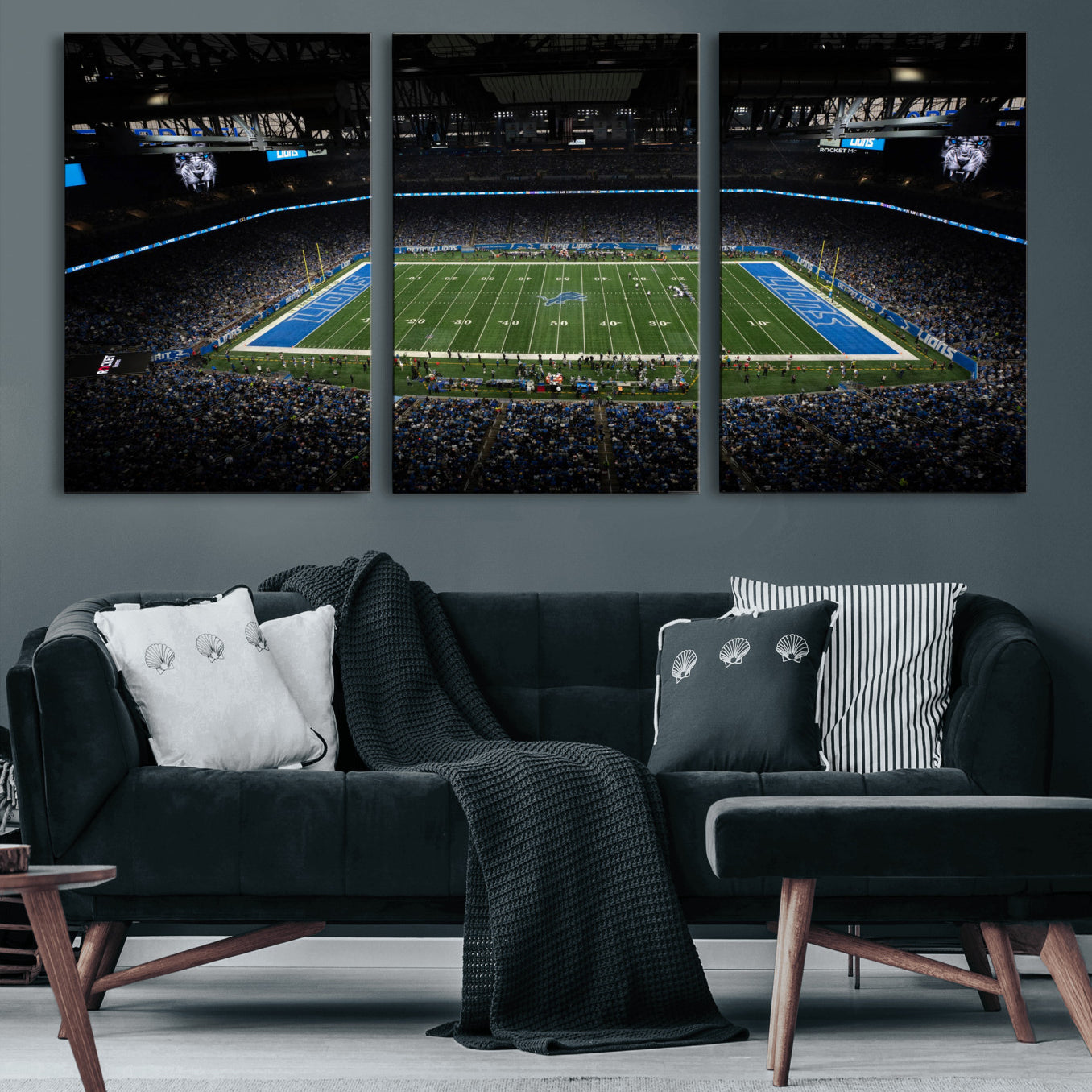 16709602-MGV-CV-36X24 - Detroit Lions Stadium Wall Art Canvas Print, Football Field Panorama Artwork, NFL Game Night Stadium Decor
