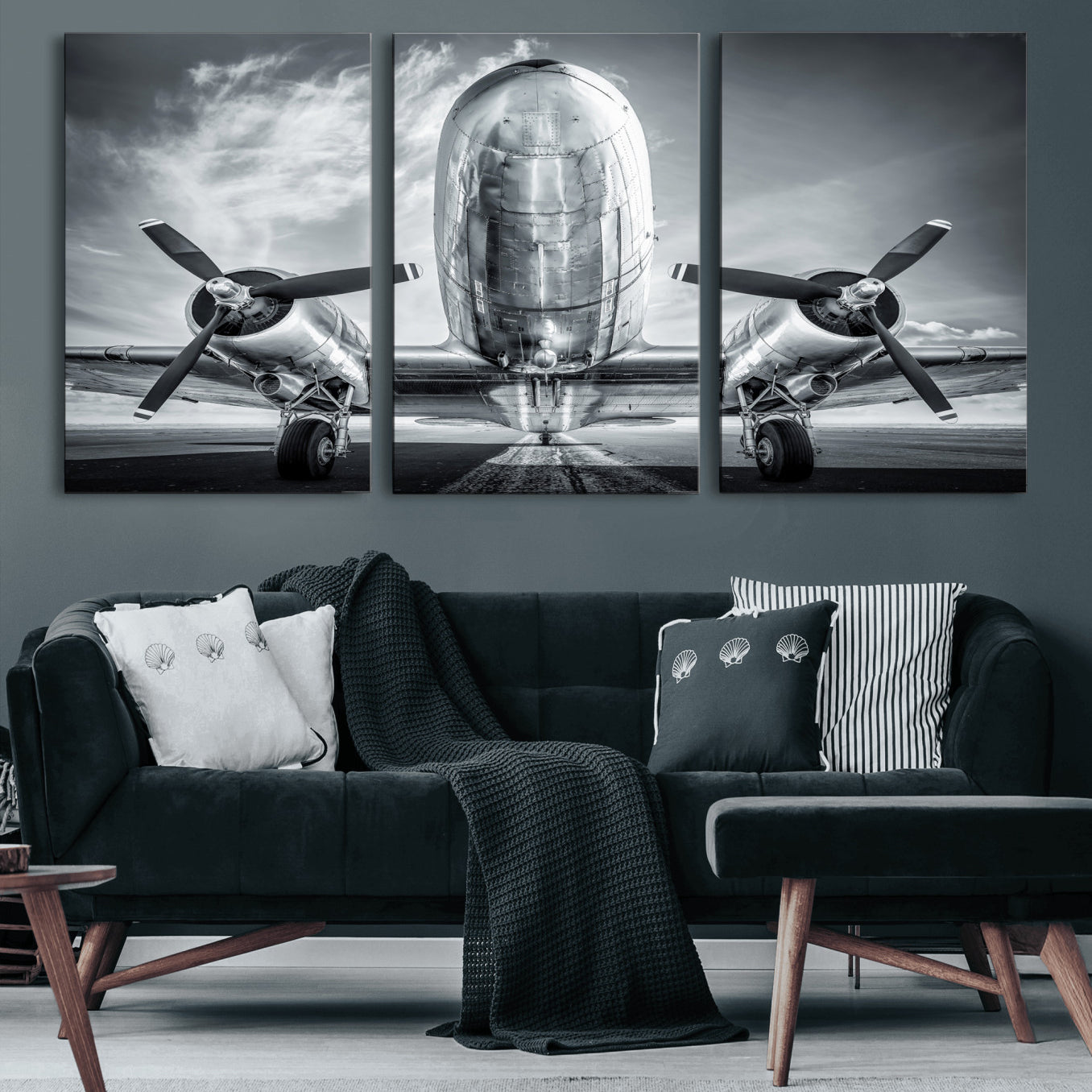 59729636-MGV-CV-36X24 - Vintage Propeller Plane Wall Art Canvas Print, Black and White Airplane Engine Close Up Framed Aviation Artwork for Pilot Office Hangar Decor