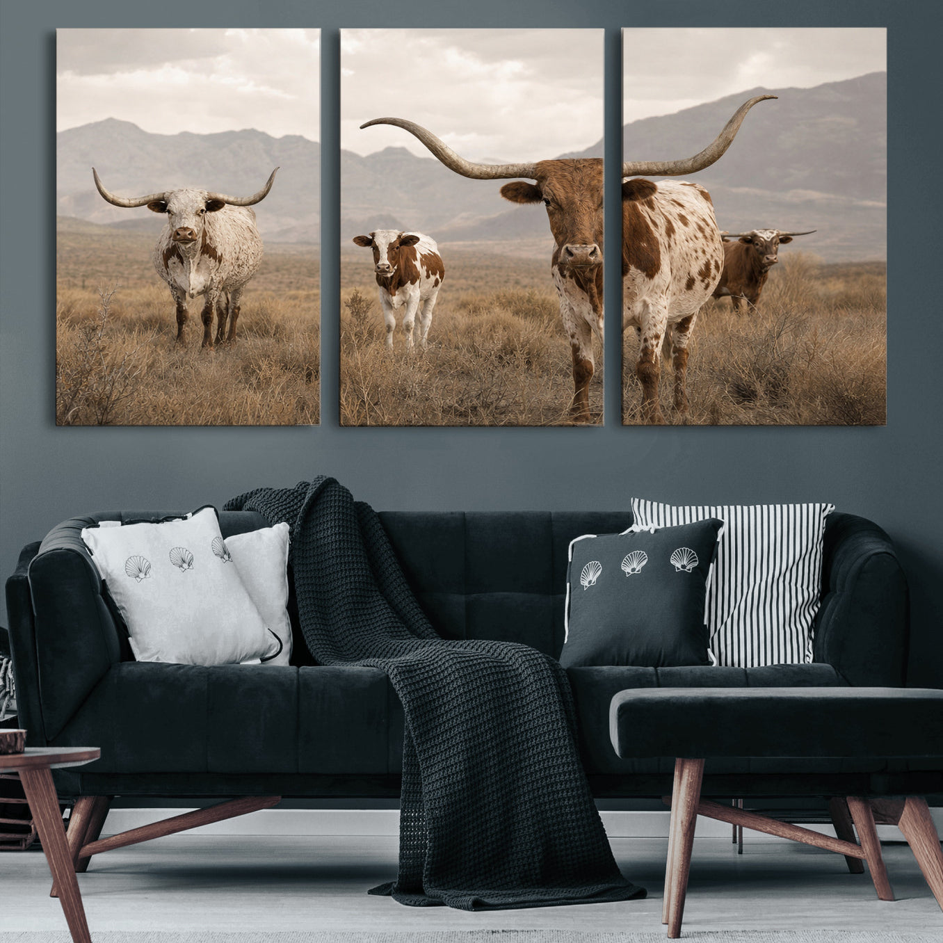 62336425AD-MGV-CV-36X24 - Rustic Texas Longhorn Cow Canvas Wall Art Print, Rustic Farm Animal Photography Print, Farmhouse Country Decor, Western Ranch Art