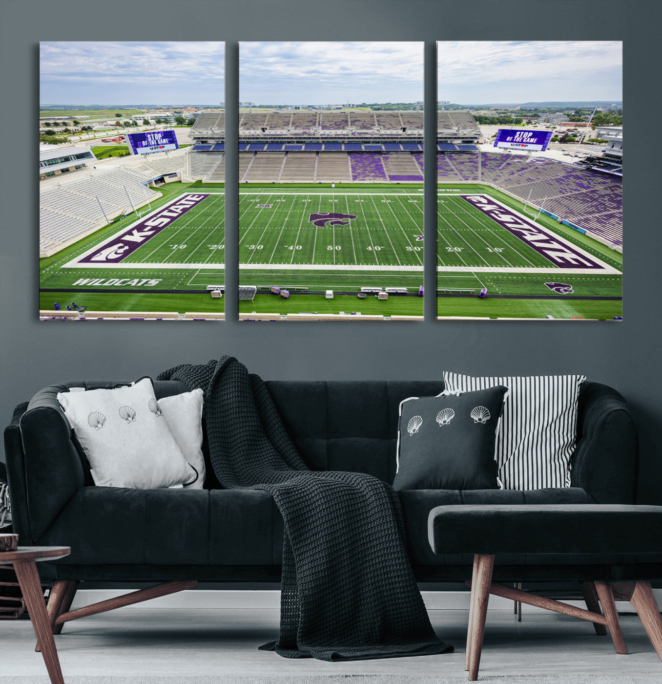 29452-MGV-CV-60X30-3P-KState Wildcats Football Team Print - Manhattan Bill Snyder Family Football Stadium Wall Art Canvas