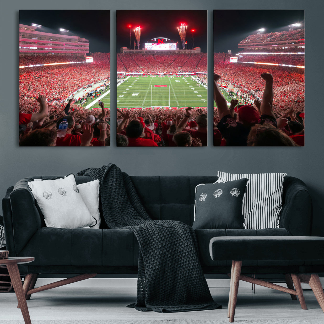 43351-MGV-CV-36X24-University of Nebraska Cornhuskers Football Team Print - Lincoln Memorial Stadium Wall Art Canvas