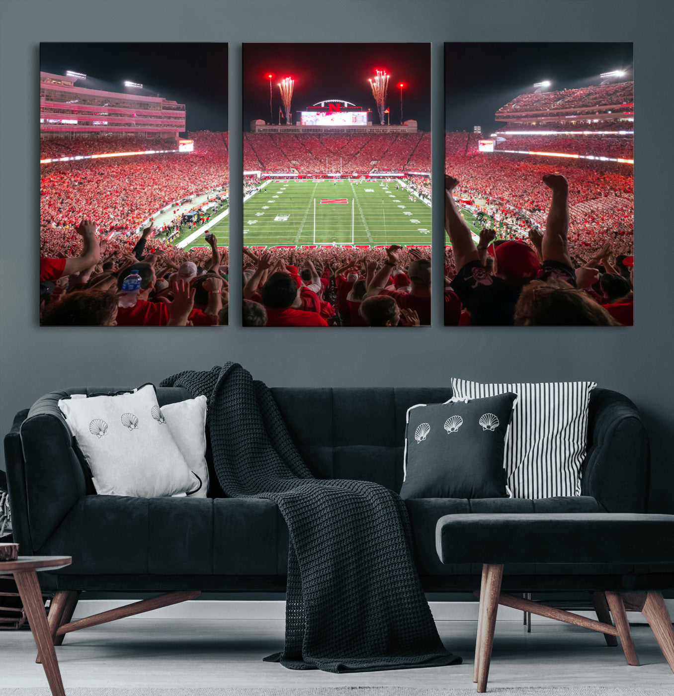 43351-MGV-CV-36X24-University of Nebraska Cornhuskers Football Team Print - Lincoln Memorial Stadium Wall Art Canvas