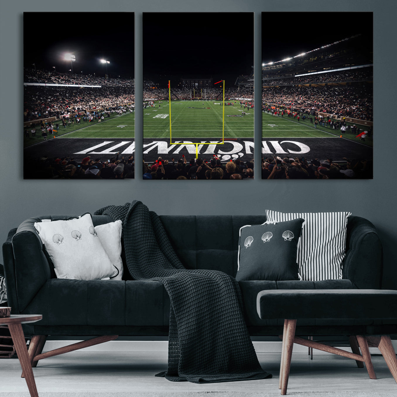 28212-MGV-CV-60X30-3P-Cincinnati Bearcats Football Team Print - Nippert Stadium Wall Art Canvas Print