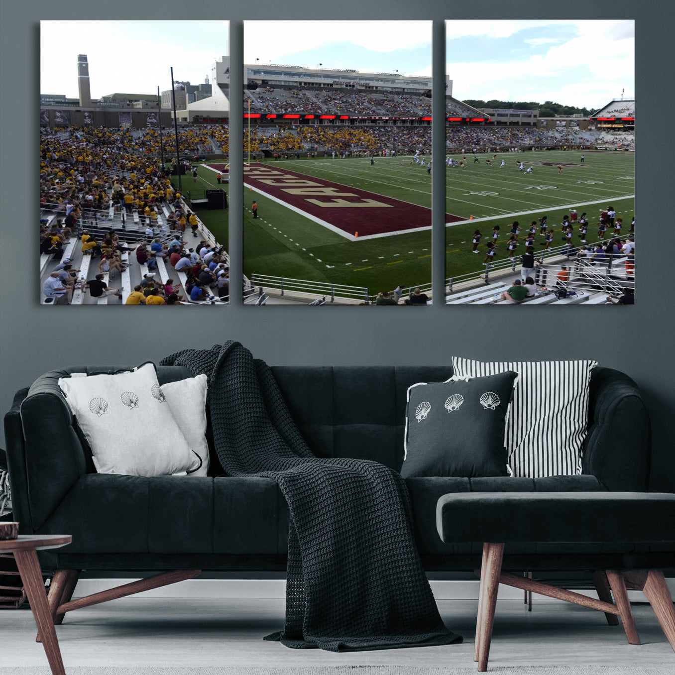 61503-MGV-CV-60X30-3P-Boston College Eagles Football Team Print - Boston Alumni Stadium Wall Art Canvas Print
