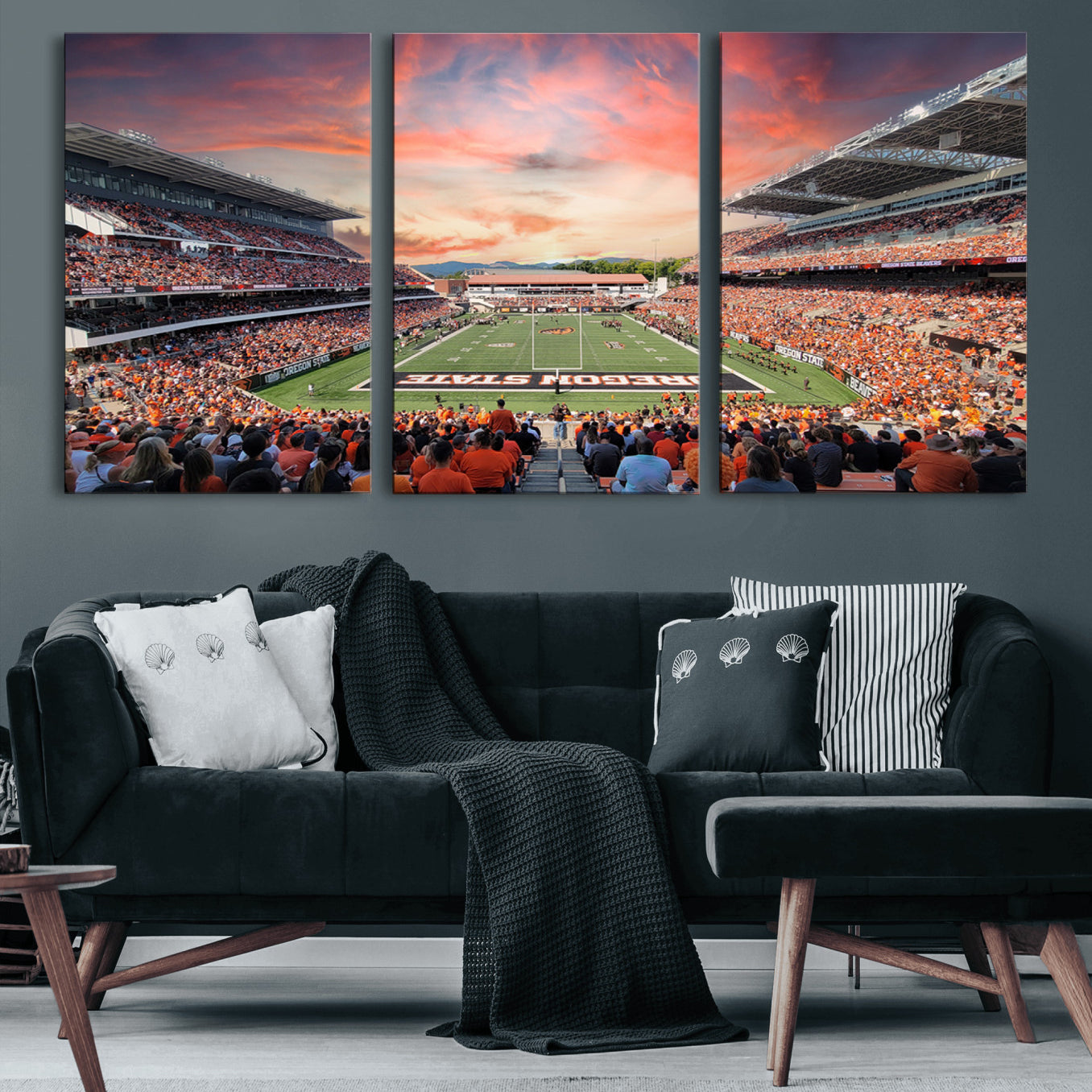 -Oregon State Beavers Football Team Print - Corvallis Reser Stadium Wall Art Canvas Print