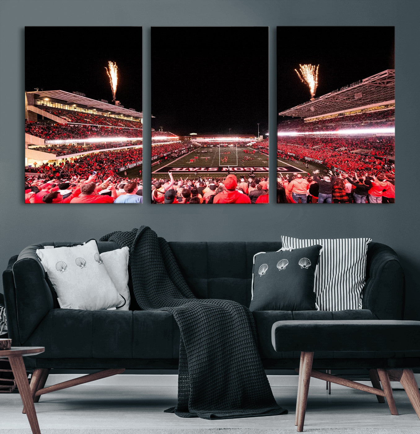 52633-MGV-CV-60X30-3P-Oregon State Beavers Football Team Print - Corvallis Reser Stadium Wall Art Canvas Print